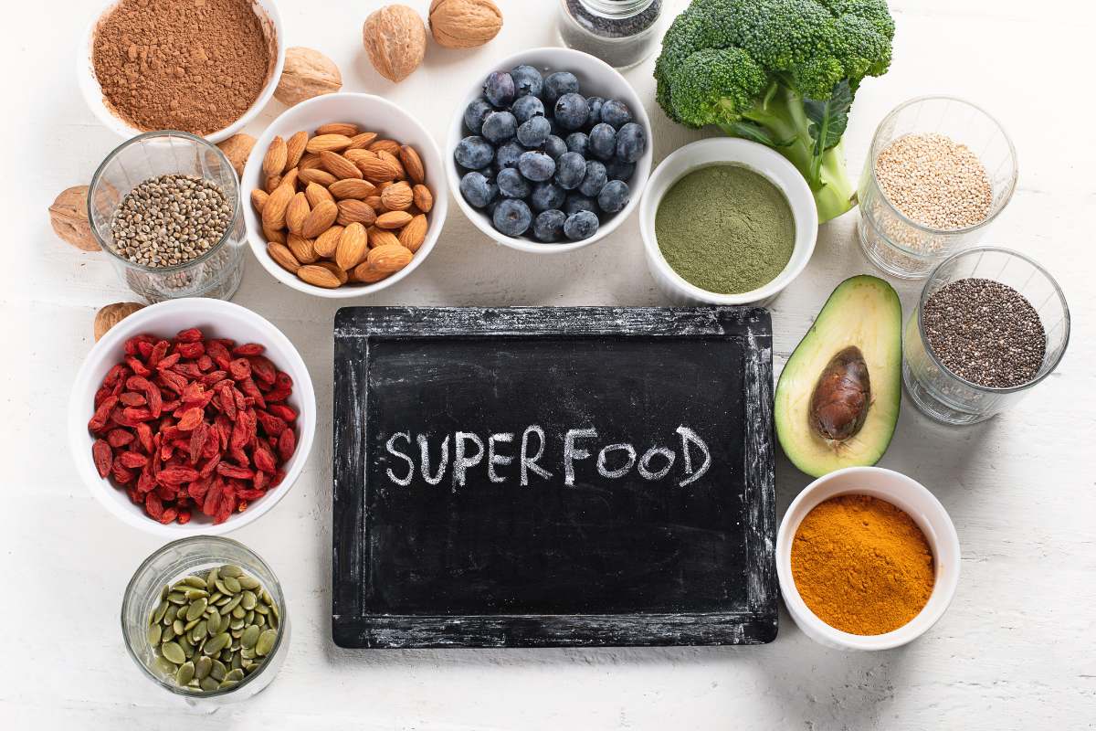 Superfoods Revolution: Ditch the Sugar Crash And Fuel Your Body Right